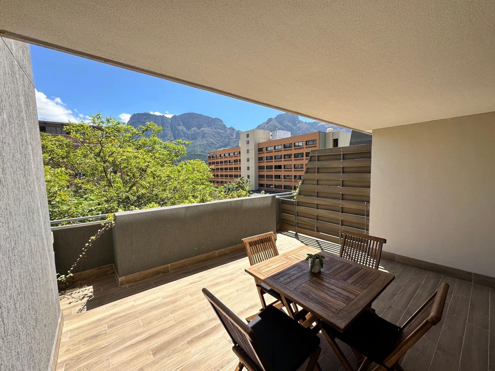 קייפטאון Newlands Peak Apartments מראה חיצוני תמונה